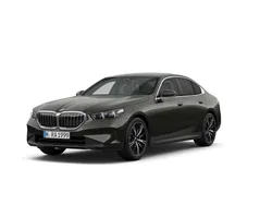 Grau Gebraucht 2024 BMW 520 M Sport Limousine | 59.800 € (Fairer Preis)