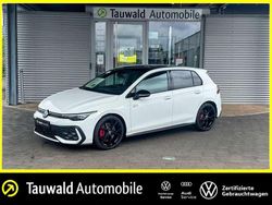 Weiß Gebraucht 2024 VW Golf Style Limousine | 35.930 € (Teuer)