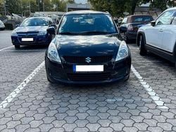 Schwarz Gebraucht 2011 Suzuki Swift Club Kleinwagen | 3.600 € (Guter Preis)