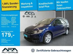 Atlantik blue metallic Gebraucht 2024 VW Touran Comfortline Van / Kleinbus | 31.640 € (Guter Preis)