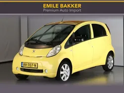 Gelb Gebraucht 2012 Peugeot iON Active Kleinwagen | 3.950 € (Fairer Preis)