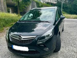 Schwarz Gebraucht 2015 Opel Zafira Van / Kleinbus | 11.300 € (Teuer)