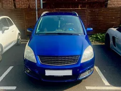 Blau Gebraucht 2006 Opel Zafira Van / Kleinbus | 1.000 € (Fairer Preis)