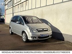 Silber Gebraucht 2007 Opel Meriva Cosmo Van / Kleinbus | 2.950 € (Fairer Preis)