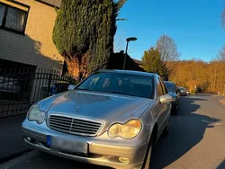 Silber Gebraucht 2001 Mercedes C180 Limousine | 1.499 € (Fairer Preis)