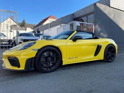 Racinggelb Gebraucht 2024 Porsche 718 Boxster Cabrio | 170.990 €