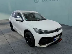 Weiß Gebraucht 2024 VW Tiguan R-line SUV | 51.200 € (Fairer Preis)
