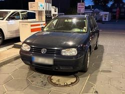 Blau Gebraucht 2005 VW Golf IV Kombi | 700 € (Superpreis)