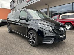 Schwarz Gebraucht 2024 Mercedes V300 AMG Van / Kleinbus | 89.900 € (Teuer)