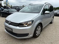 Silber Gebraucht 2011 VW Touran Comfortline Van / Kleinbus | 5.790 € (Fairer Preis)
