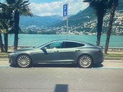 Silber Gebraucht 2013 Tesla Model S Kleinwagen | 15.000 € (Superpreis)