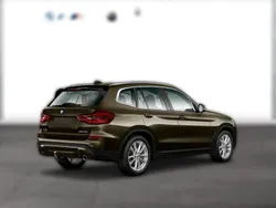 Metallic Gebraucht 2021 BMW X3 Advantage SUV | 37.590 € (Fairer Preis)