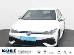 Weiß Gebraucht 2023 VW Golf VIII R Limousine | 36.680 € (Guter Preis)