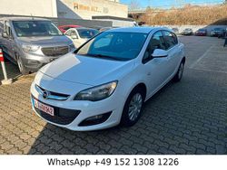 Weiß Gebraucht 2014 Opel Astra Limousine | 4.299 € (Superpreis)
