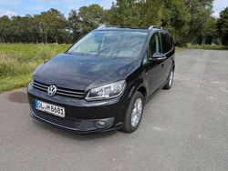 Schwarz Gebraucht 2013 VW Touran Life Van / Kleinbus | 6.999 € (Fairer Preis)