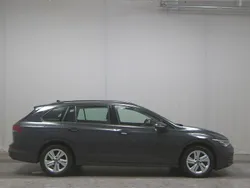 Grau Gebraucht 2021 VW Golf VIII Pro Kombi | 15.980 € (Guter Preis)