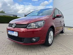 Rot Gebraucht 2015 VW Touran Cup Van / Kleinbus | 13.950 € (Fairer Preis)