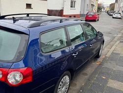 Blau Gebraucht 2007 VW Passat Kombi | 3.400 € (Etwas zu teuer)