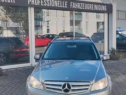 Grau Gebraucht 2010 Mercedes C180 Avantgarde Kombi | 11.400 €