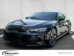 Mythosschwarz metallic Gebraucht 2022 Audi e-tron GT quattro Ambiente Limousine | 56.441 € (Superpreis)
