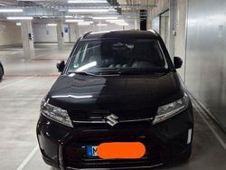 Schwarz Gebraucht 2024 Suzuki Vitara Comfort+ SUV | 22.200 € (Fairer Preis)