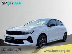 Weiss Gebraucht 2022 Opel Astra Ultimate Limousine | 22.460 € (Etwas zu teuer)