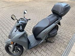 Grau Gebraucht 2025 Honda e Kleinwagen | 5.790 €