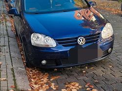 Blau Gebraucht 2006 VW Golf V Limousine | 2.350 € (Fairer Preis)