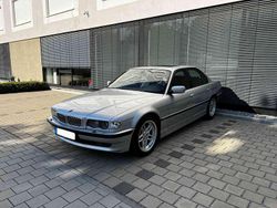 Silber Gebraucht 2000 BMW 735 M Sport Limousine | 23.990 €