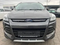 Grau Gebraucht 2015 Ford Kuga Individual SUV | 11.950 € (Fairer Preis)