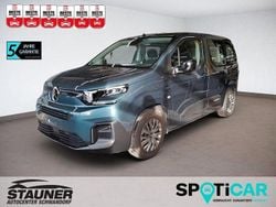 Blau Gebraucht 2024 Citroën Berlingo PureTech Van / Kleinbus | 21.980 € (Fairer Preis)