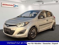 Silber Gebraucht 2013 Hyundai i20 Limousine | 2.999 € (Superpreis)
