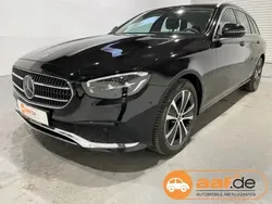 Schwarz Gebraucht 2022 Mercedes E300 Avantgarde Kombi | 34.250 € (Superpreis)