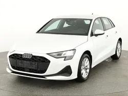 Arkonaweiß Neu 2025 Audi A3 Ambiente | 32.445 € (Superpreis)