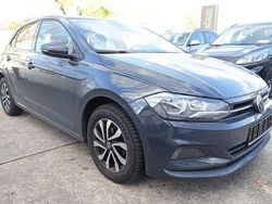 Grau Gebraucht 2021 VW Polo Active Limousine | 8.990 € (Guter Preis)