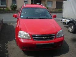 Rot Gebraucht 2010 Chevrolet Nubira SX Kombi | 2.600 € (Etwas zu teuer)