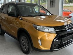 Gold Neu 2025 Suzuki Vitara Comfort SUV | 23.900 € (Fairer Preis)