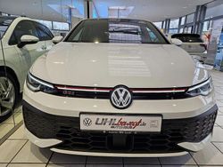 Weiß Neu 2025 VW Golf VIII GTI Limousine | 39.790 € (Superpreis)