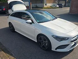 Weiß Gebraucht 2019 Mercedes CLA35 AMG Shooting Brake AMG Kombi | 32.900 € (Fairer Preis)