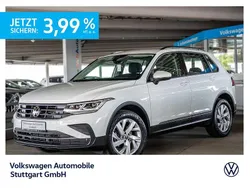 Pure white Gebraucht 2023 VW Tiguan Life SUV | 33.230 € (Guter Preis)