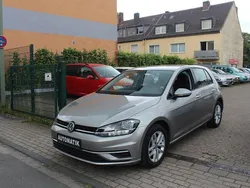 Silber Gebraucht 2018 VW Golf VII Comfortline Limousine | 16.950 € (Superpreis)