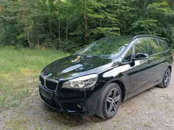 Schwarz Gebraucht 2015 BMW 216 Gran Tourer Sport Line Van / Kleinbus | 10.900 € (Fairer Preis)