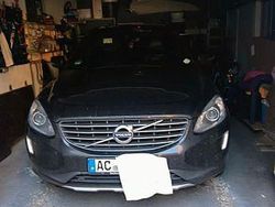 Schwarz Gebraucht 2015 Volvo XC60 Momentum SUV | 13.350 € (Fairer Preis)