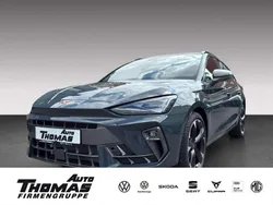 Fjordblau Neu 2025 Cupra Leon Kombi | 39.990 € (Teuer)