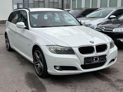 Weiß Gebraucht 2012 BMW 318 Sport Line Kombi | 5.250 € (Fairer Preis)