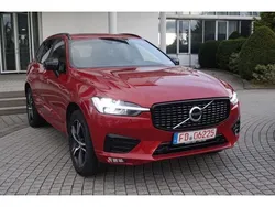 Rot Gebraucht 2021 Volvo XC60 R-Design SUV | 34.990 € (Fairer Preis)