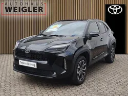 Black mica / ink Neu 2025 Toyota Yaris Cross SUV | 28.990 € (Fairer Preis)