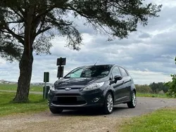 Grau Gebraucht 2011 Ford Fiesta Titanium Kleinwagen | 3.799 € (Fairer Preis)
