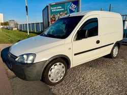 Weiß Gebraucht 2006 Opel Combo Van | 2.799 € (Fairer Preis)