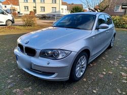 Silber Gebraucht 2008 BMW 116 Kleinwagen | 5.750 €
